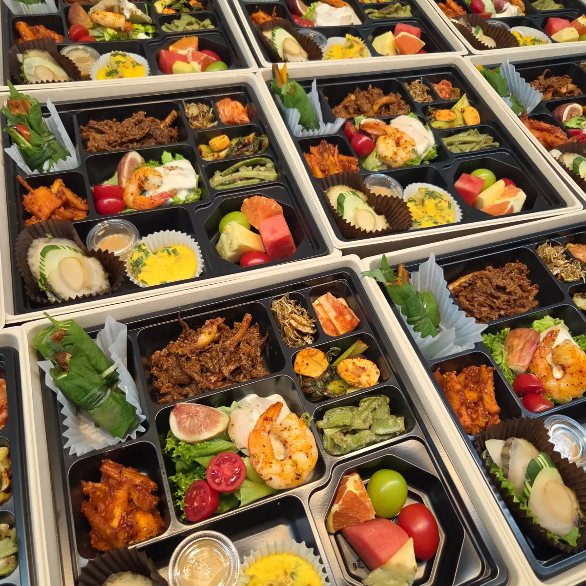 서울 단체 행사용 정찬형 도시락 반찬 칸 구성 세팅 단계